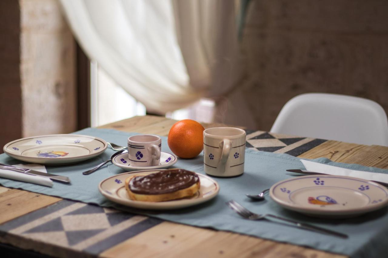 Cece Nove - Sotto L'Arco Bed & Breakfast Rutigliano Exterior foto